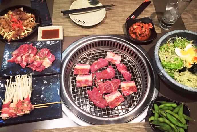 TOP 10 NHÀ HÀNG BUFFET ĂN NGON NHẤT Ở ROYAL CITY 10