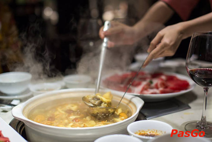 Top 20 nhà hàng buffet ngon, nổi tiếng nhất ở Tp HCM ảnh 14