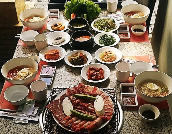 Top 10 nhà hàng buffet ngon nhất ở Quận 7 ảnh 9