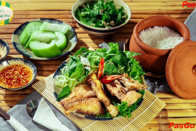 M&oacute;n nhậu d&acirc;n d&atilde; tại qu&aacute;n nhậu Phan Văn Trị - Cơm ni&ecirc;u L&agrave;ng Tre