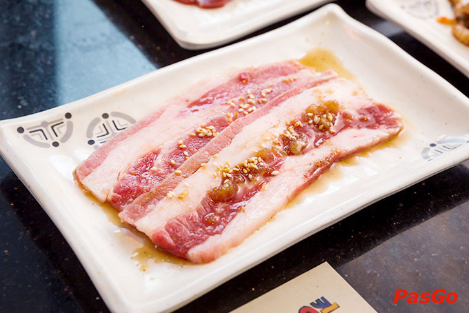 Thịt nướng ướp sốt độc quyền tại King BBQ Buffet