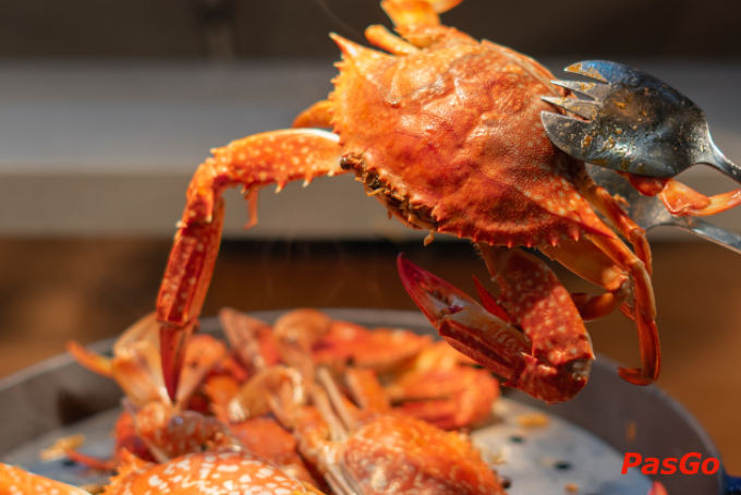 Hải sản tươi ngon tại Blue Bay Lotte Mart Tân Bình.