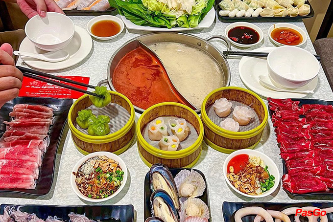 Lẩu dimsum nóng hổi tại XieXìe Hotpot Dimsum Cộng Hòa 