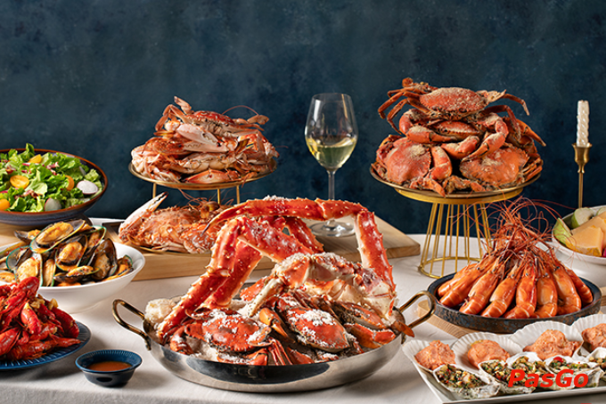 Buffet hải sản tươi ngon, đầy ắp món nhậu hấp dẫn tại Blue Bay