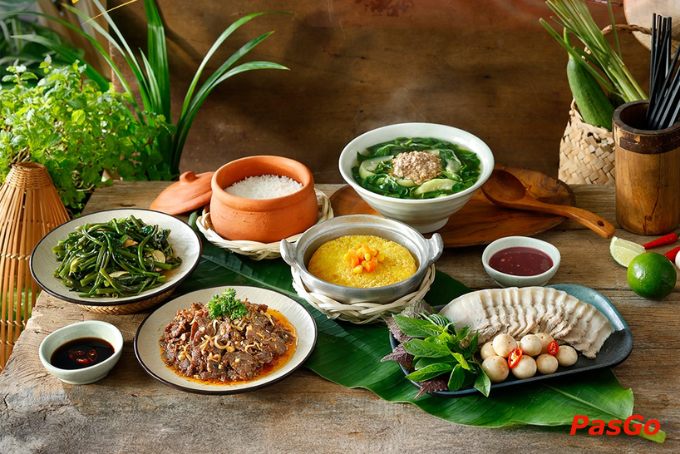 Bữa nhậu nhẹ nhàng nhưng đậm hương vị Việt tại Cơm Niêu Thiên Lý