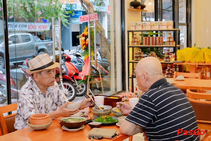 Cơm niêu Thiên Lý -  nơi hội tụ ẩm thực và không khí sum vầy