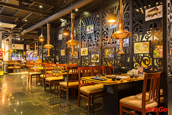 Không gian hiện đại tại quán nướng gần Lê Văn Sỹ - Blue 