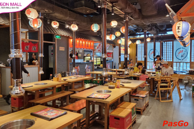 Không gian rộng rãi hiện đại tại Yakimono – lý tưởng cho tụ tập cuối tuần 