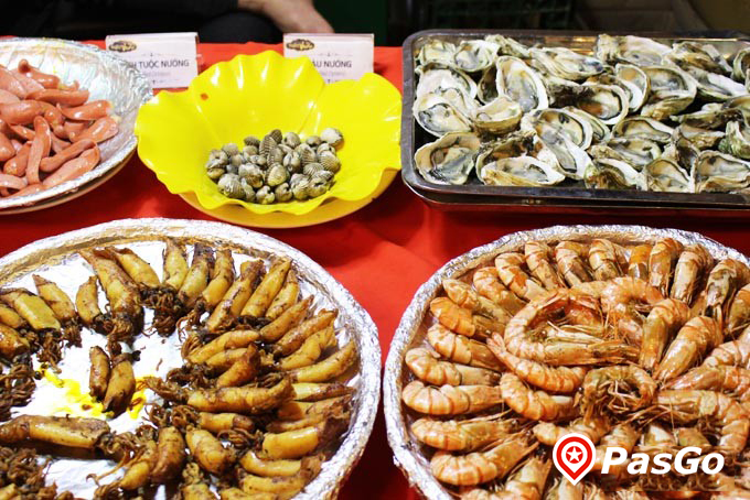 nhà hàng buffet vườn royal city 4