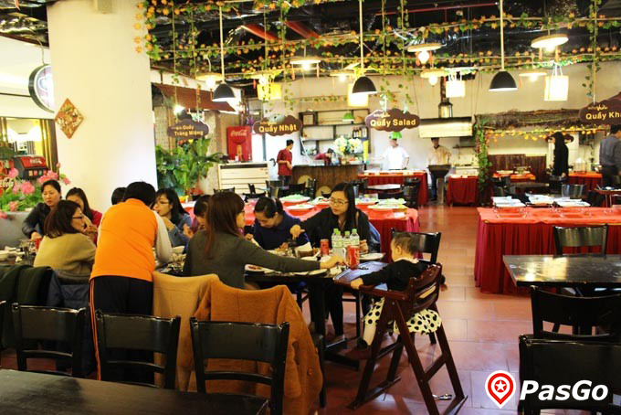 nhà hàng buffet vườn royal city 12