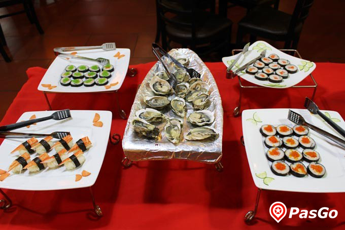 nhà hàng buffet vườn royal city 14