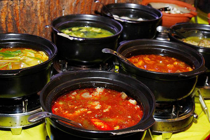 Nhà hàng Buffet Vườn Royal City 8