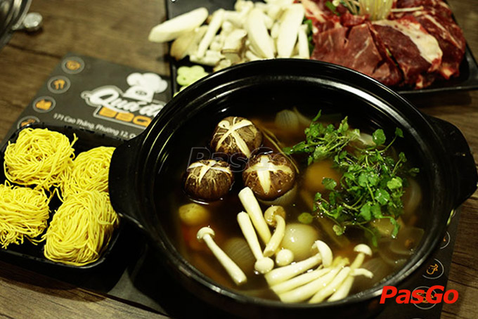 Khám phá tiệc buffet lẩu nướng cực chất trên đất Sài thành 8