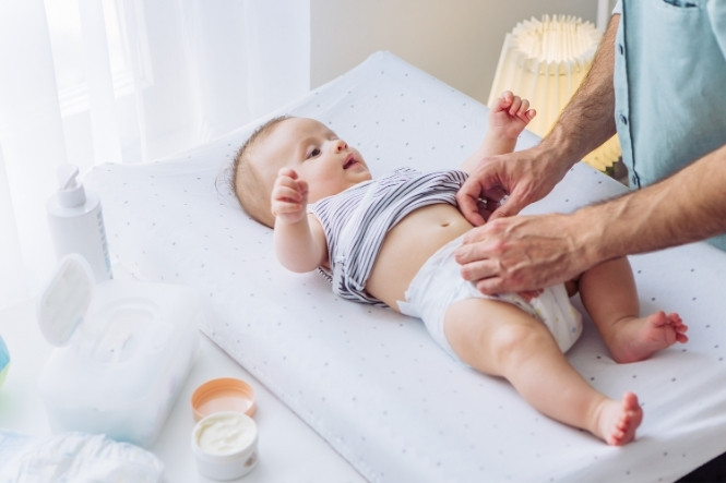 Số Lần Đi Ngoài Của Trẻ Theo Tháng Tuổi Bình Thường Và Bất Thường