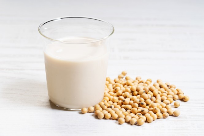Sữa đậu nành - Một vô số những loại sữa phân tử hạn chế cân
