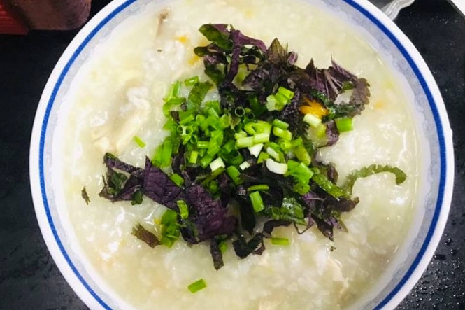 Mẹo chữa đầy dụng khó tiêu: Ăn cháo tía tô