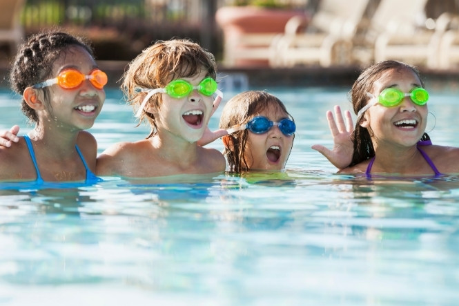 Bơi lội giúp thúc đẩy sự phát triển chiều cao của sẻ