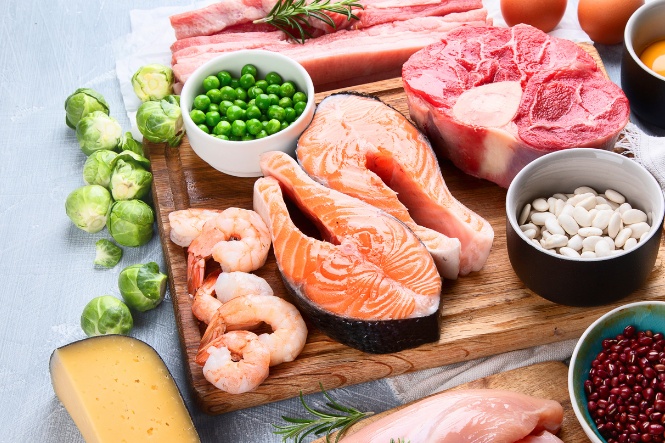 Mẹ bầu 3 tháng đầu nên ăn gì: Thực phẩm giàu đạm