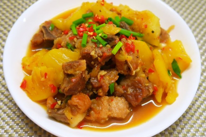 Thịt heo nấu món gì ngon: Thịt heo kho dứa
