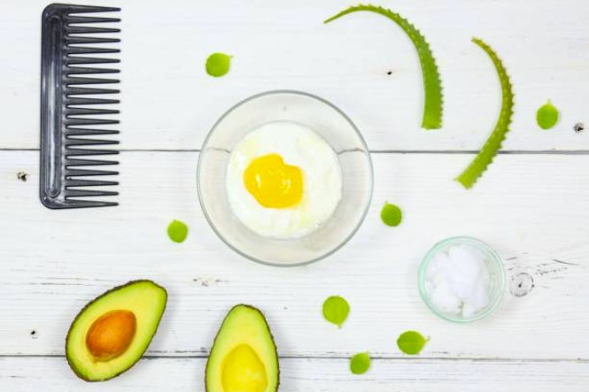 Cách dùng dầu dừa cho tóc với nha đam