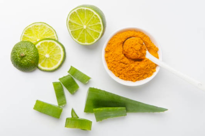 Cách đắp mặt nạ nha đam cùng với nghệ