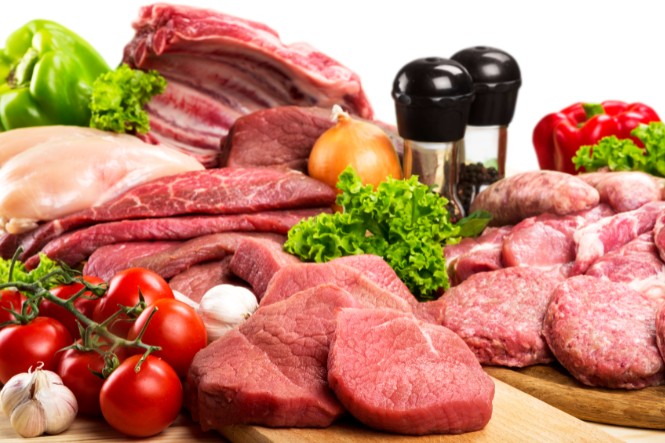 Trẻ 6 tháng ăn được gì: Một số loại thịt