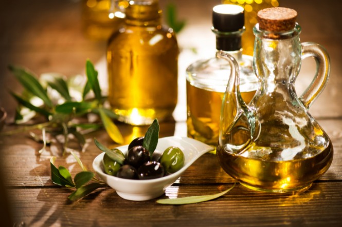 Những thức ăn tốt cho gan: Dầu oliu