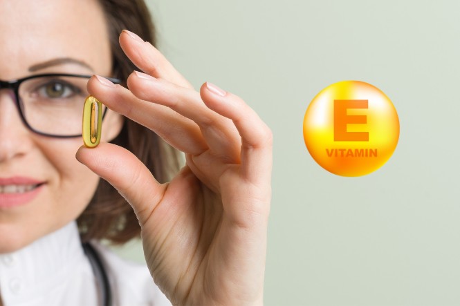 Uống vitamin như thế nào để đẹp da: Lựa chọn sản phẩm chất lượng