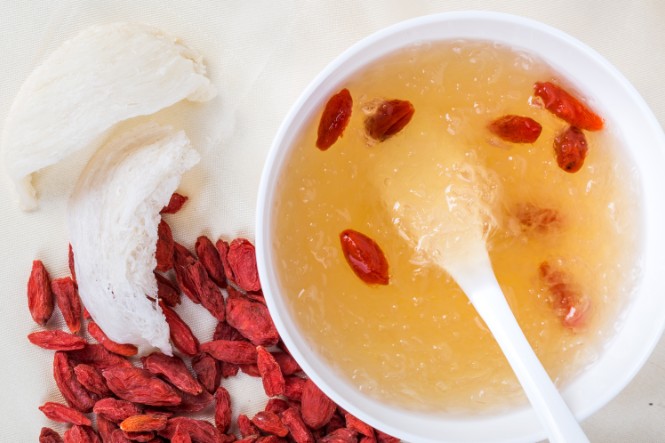 Chưng yến bao lâu phụ thuộc vào từng loại yến