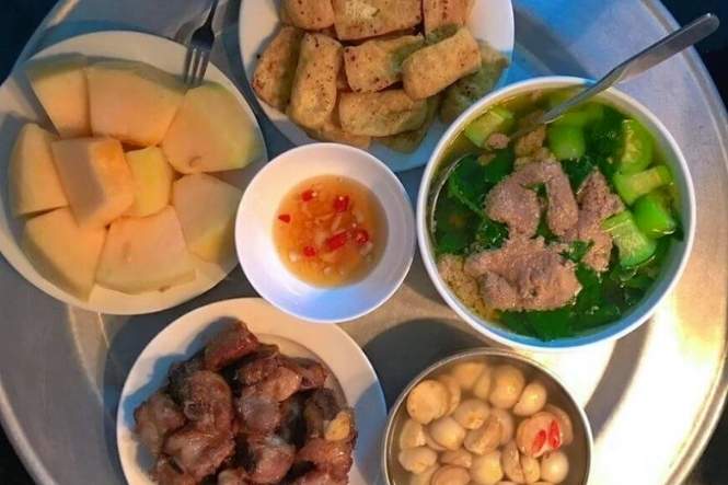 Thực đơn cơm gia đình ngày 21