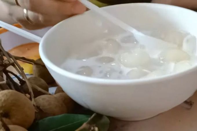 Bầu ăn nhãn được không 3