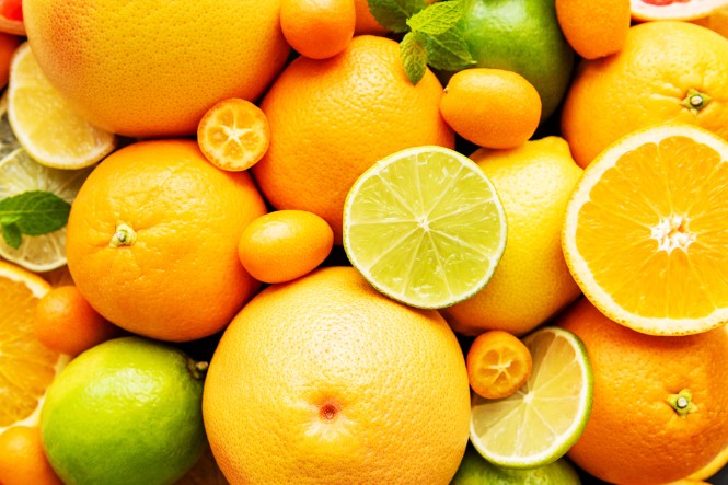 Bị ngộ độc thực phẩm không nên ăn gì: Trái cây nhiều axit