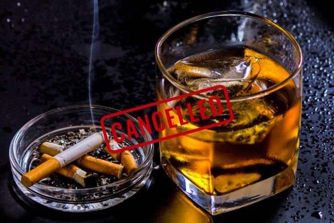 Không nên uống các chất kích thích khi bị ngộ độc thực phẩm