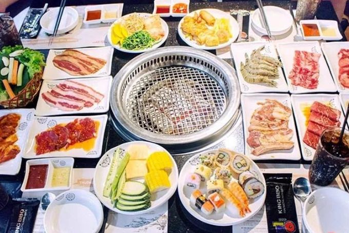 Nhà hàng trong Vạn Hạnh Mall với buffet nướng Hàn Quốc hấp dẫn