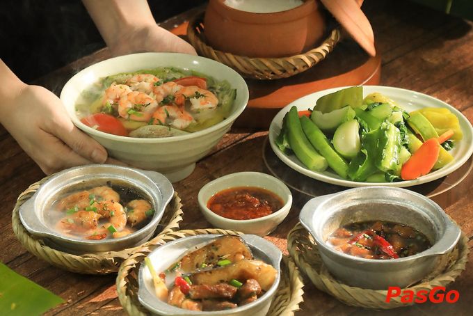 Cơm Niêu Thiên Lý – Quán ăn đường Nguyễn Thị Thập đậm đà vị miền Trung