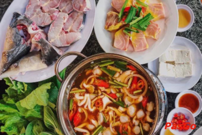 Lẩu cá tầm Tam Đảo thơm ngon tại nhà hàng Sơn Tinh