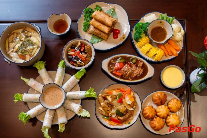 Chay Cực Lạc - Quán ngon Thụy Khuê được dân địa phương yêu thích