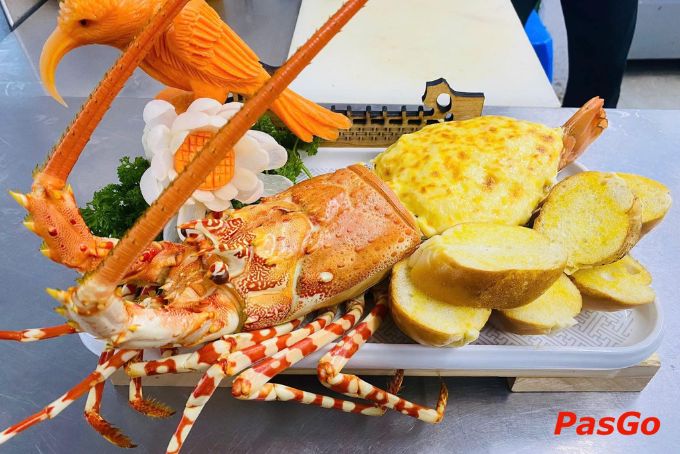 Hải sản tươi ngon tại Hùng Trường Sa Thái Hà