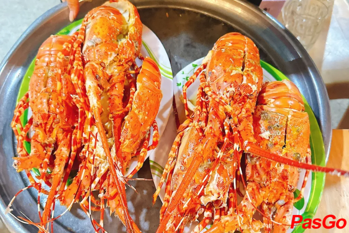QUÁN HẢI SẢN NGON RẺ NINH THUẬN PHỤC VỤ THỰC KHÁCH ĐÔNG VUI
