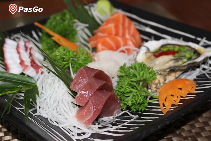 nhà hàng sashimi bbq garden japanese village 2b nguyễn thị thập 1