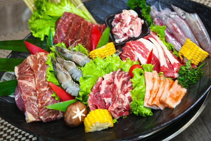 nhà hàng sashimi bbq garden nguyễn thị thập 3