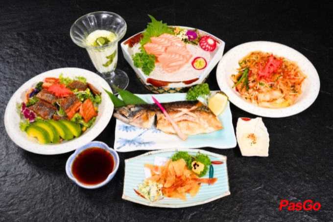 Lá Phong Sushi House - Trần Cao Vân-4