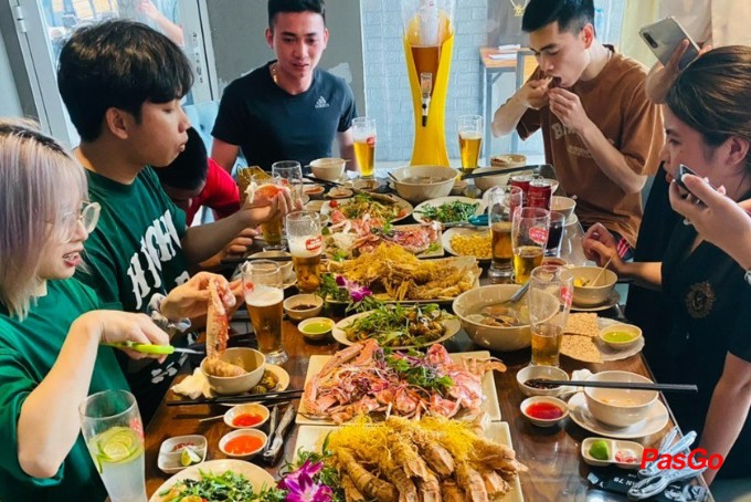 Vựa Hải Sản Cửa Lò - Huỳnh Thúc Kháng-5