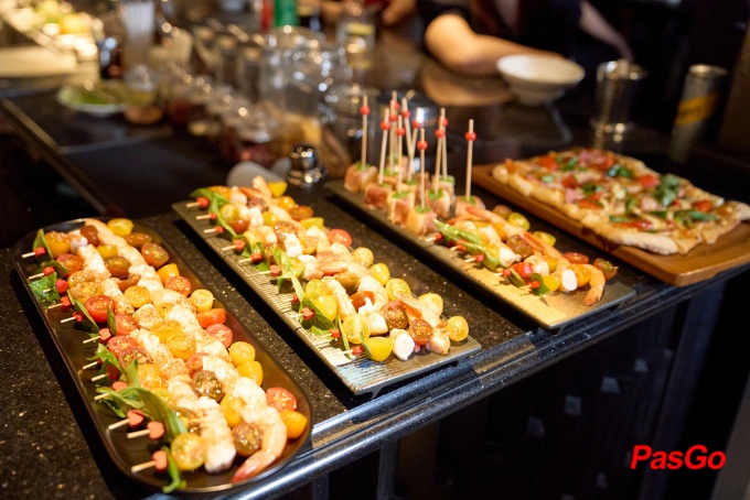 Majesty Skybar - Cầu Gỗ-8