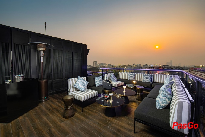 Majesty Skybar - Cầu Gỗ-2