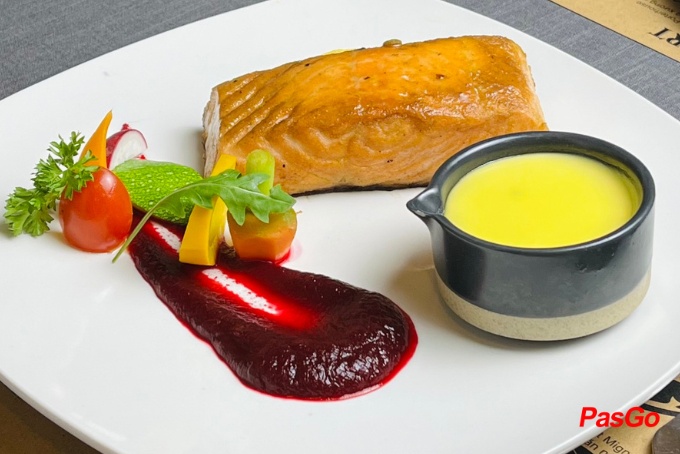 SteakBox & Bistro - Trần Quý Kiên-2