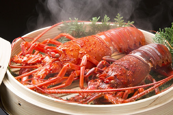 hấp tôm hùm với nước dừa