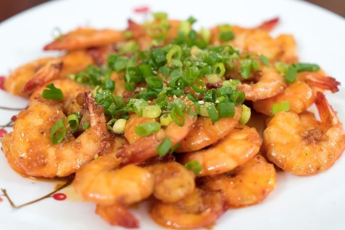 tôm rim nước dừa