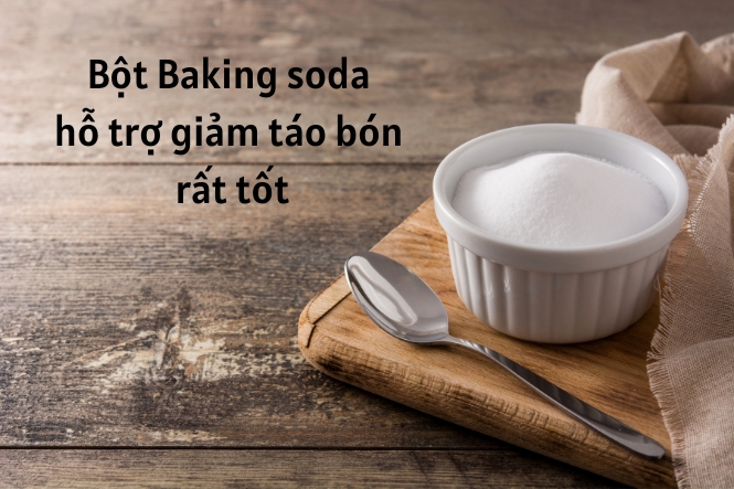 Uống bột Baking soda để giảm thiểu táo bón