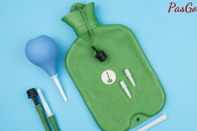 Có nên thụt tháo đại tràng tại nhà không: Có nhưng cần đảm bảo dụng cụ thụt tháo vô trùng